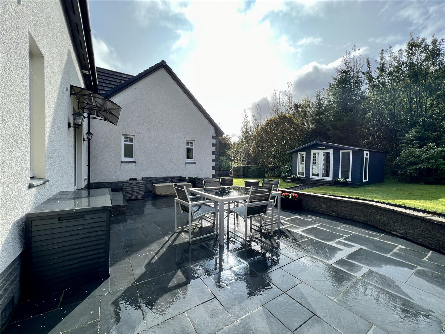 Acres Ridge, Drumclog, Strathaven Residence Estate Agents